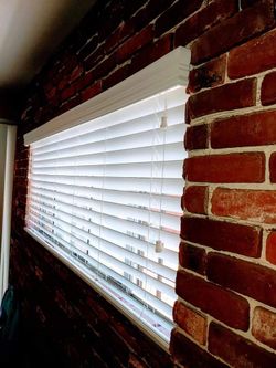 Fauxwood & Wood Blinds