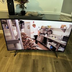 Samsung 65 Inch TV Curved Screen 