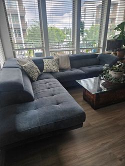 RTG comfy sectional $150