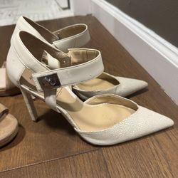 Cash ONLY ! Size 9 Women Shoes  4 Pairs $100
