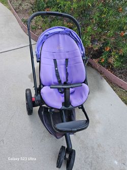 Quinny Buzz Xtra 2.0 folding  stroller  purple  working great