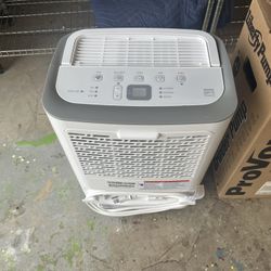 Dehumidifier 