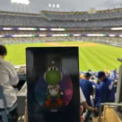Yoshi Dodgers Bobblehead
