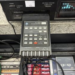 VINTAGE Sansui Spectrum Analyzer Equalizer RG-900R w/Remote 