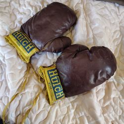 Vintage 1950s-60s Hutch P530 Boxing Gloves