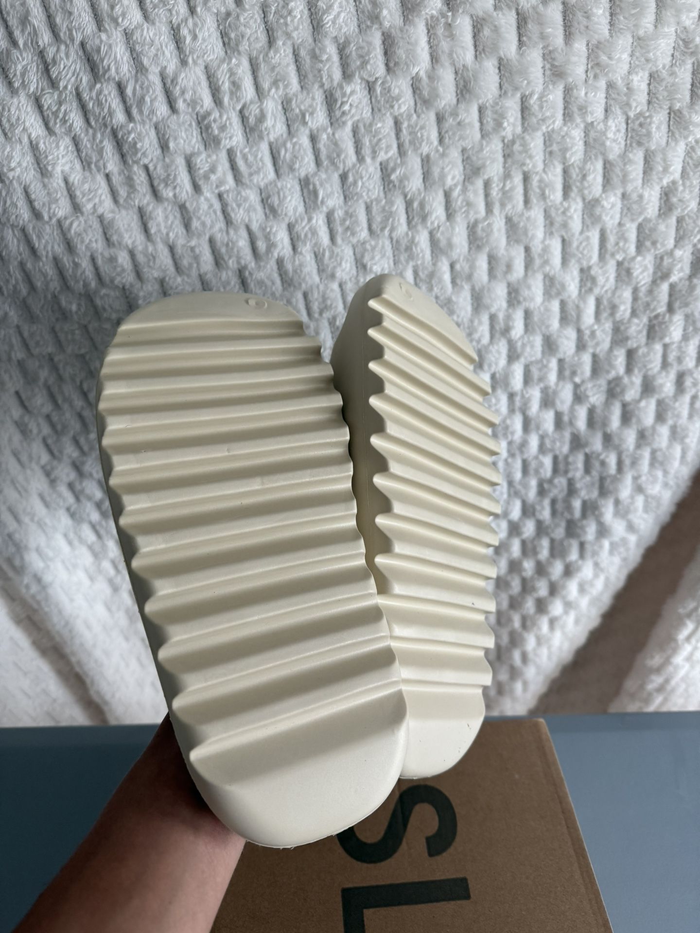 YZY Slide Size 10