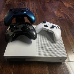 Xbox One S 