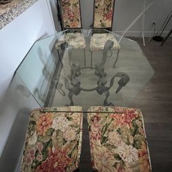 Italian set of four chairs and a table