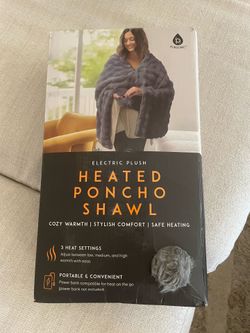 Heated poncho shawl