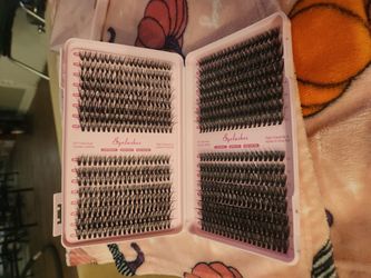 Eyelas clusters
