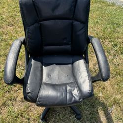 FREE Used All-Black Office Chair