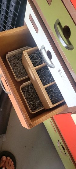 Screws/nails and Capentry Materials