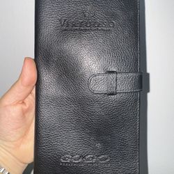 Virtuoso travel leather wallet men’s women’s Like new used twice .