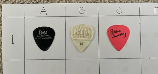 Guitar pics/ autographed/ signed
