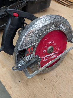 Skill saw by skil