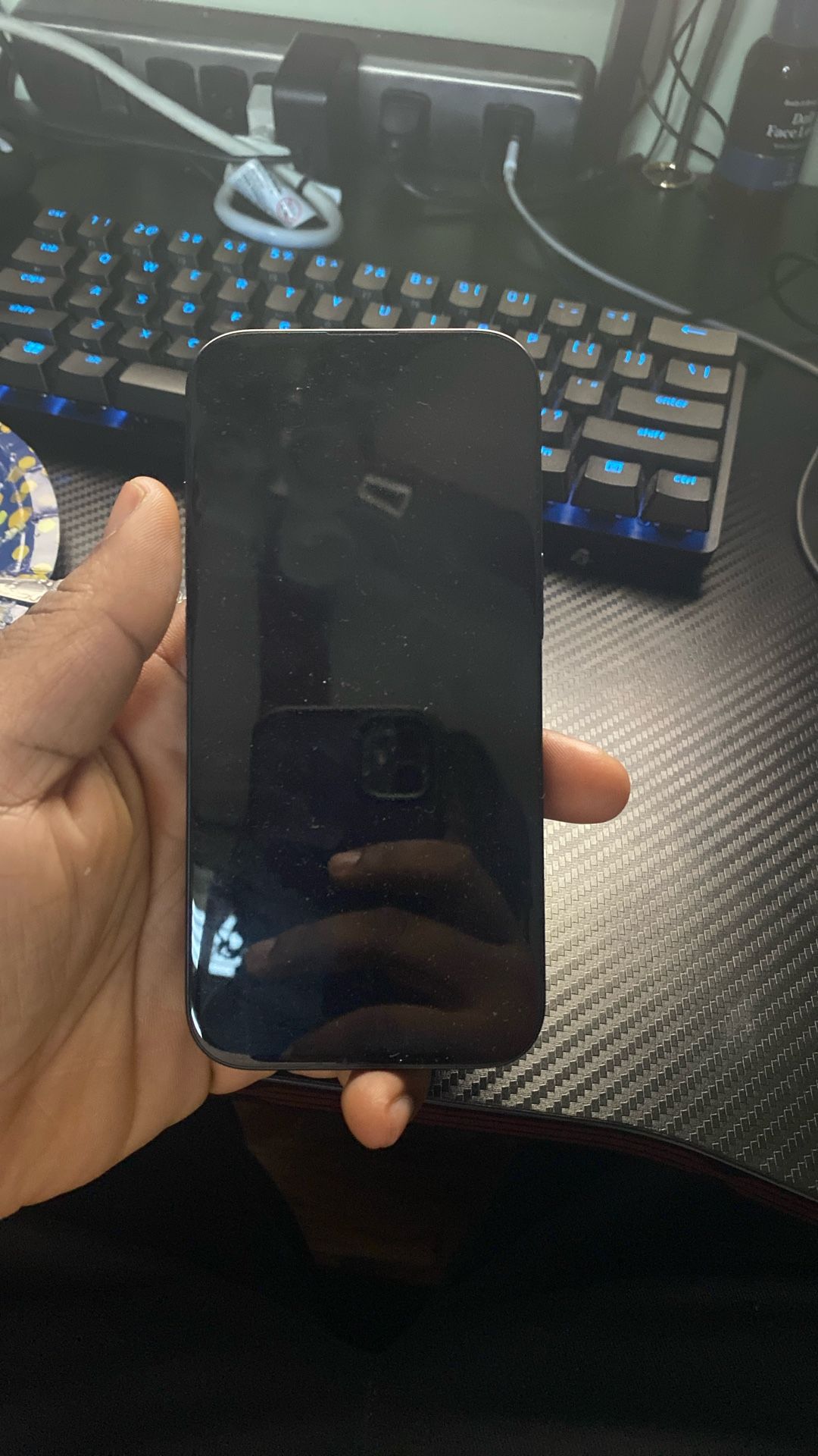 IPHONE 15(Locked by owner)