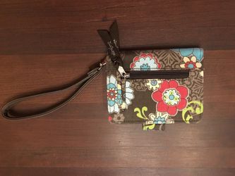 Vera Bradley Wristlet In New Condition!!