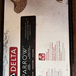 Delta Sparrow Shower Head And Tub Faucet 