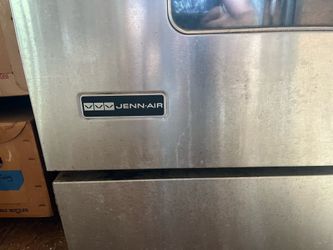 Jenn Air stove