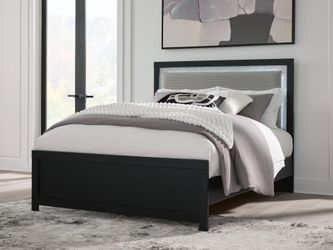 Maeling Black Queen Upholstered Panel Bed