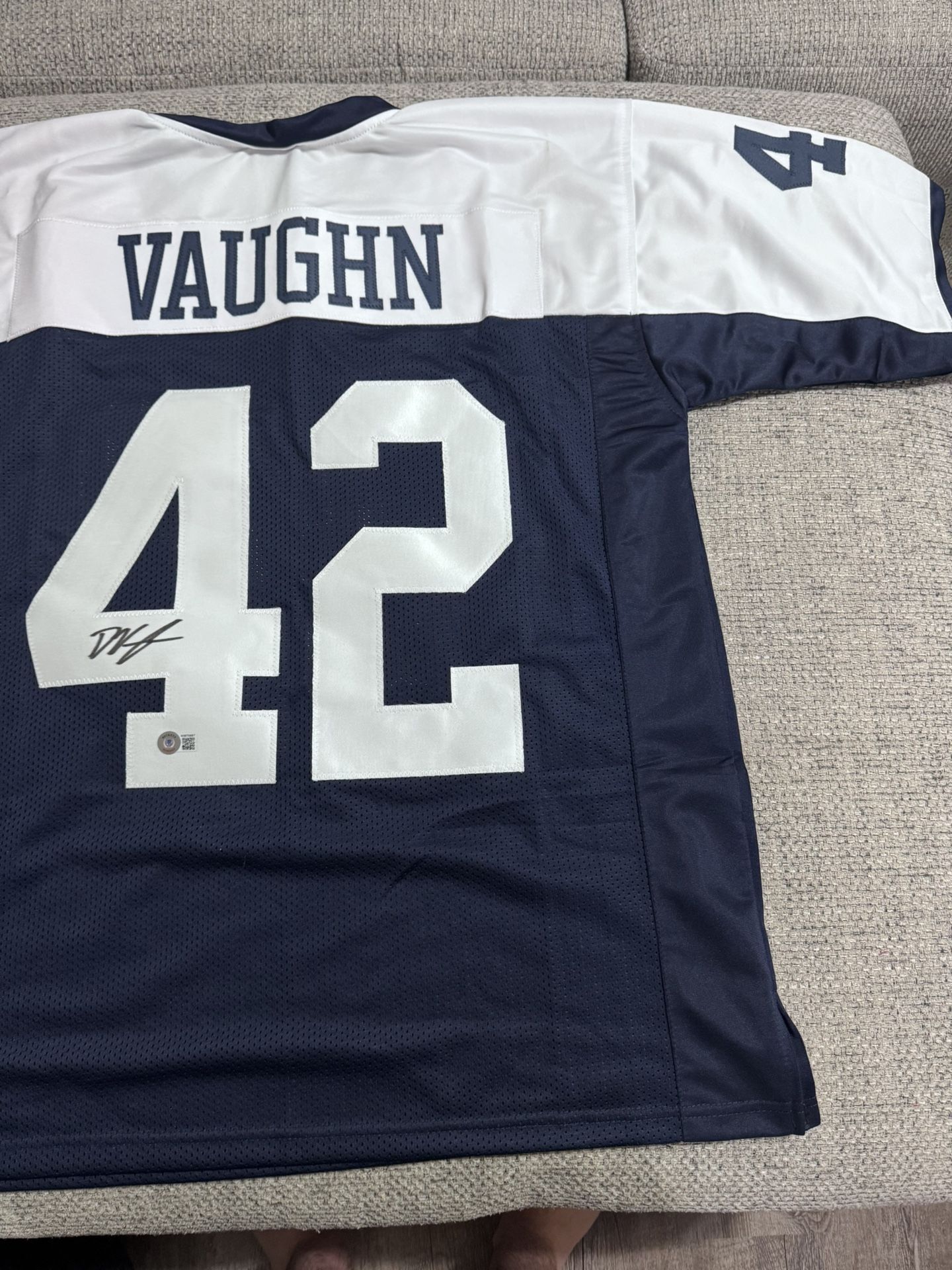 Deuce Vaughn Signed Autograph Custom Jersey - Beckett Coa - Dallas Cowboys