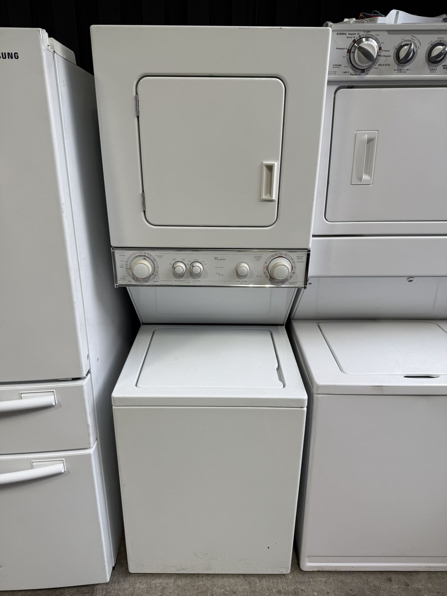 Whirlpool gas stackable 24 inches