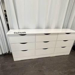 While 9 Drawer Dresser