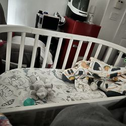 BabyBay bedside Bassinet