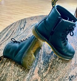 Size 3 Dr Martens like new  $45