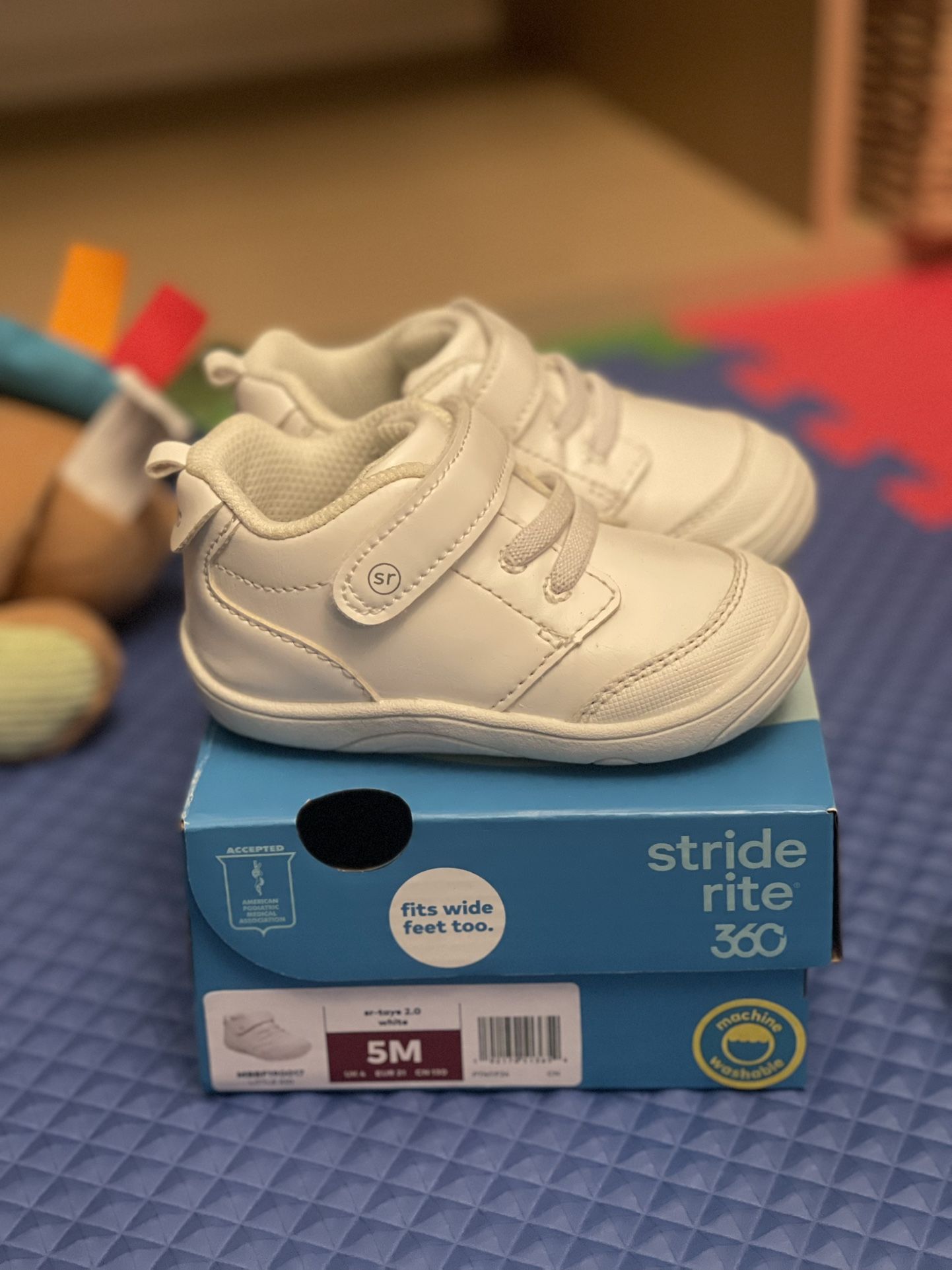 Stride Rite Size 5M