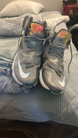 Nike LeBron 13 “hologram “ Color way Men Size 13 $30 Obo