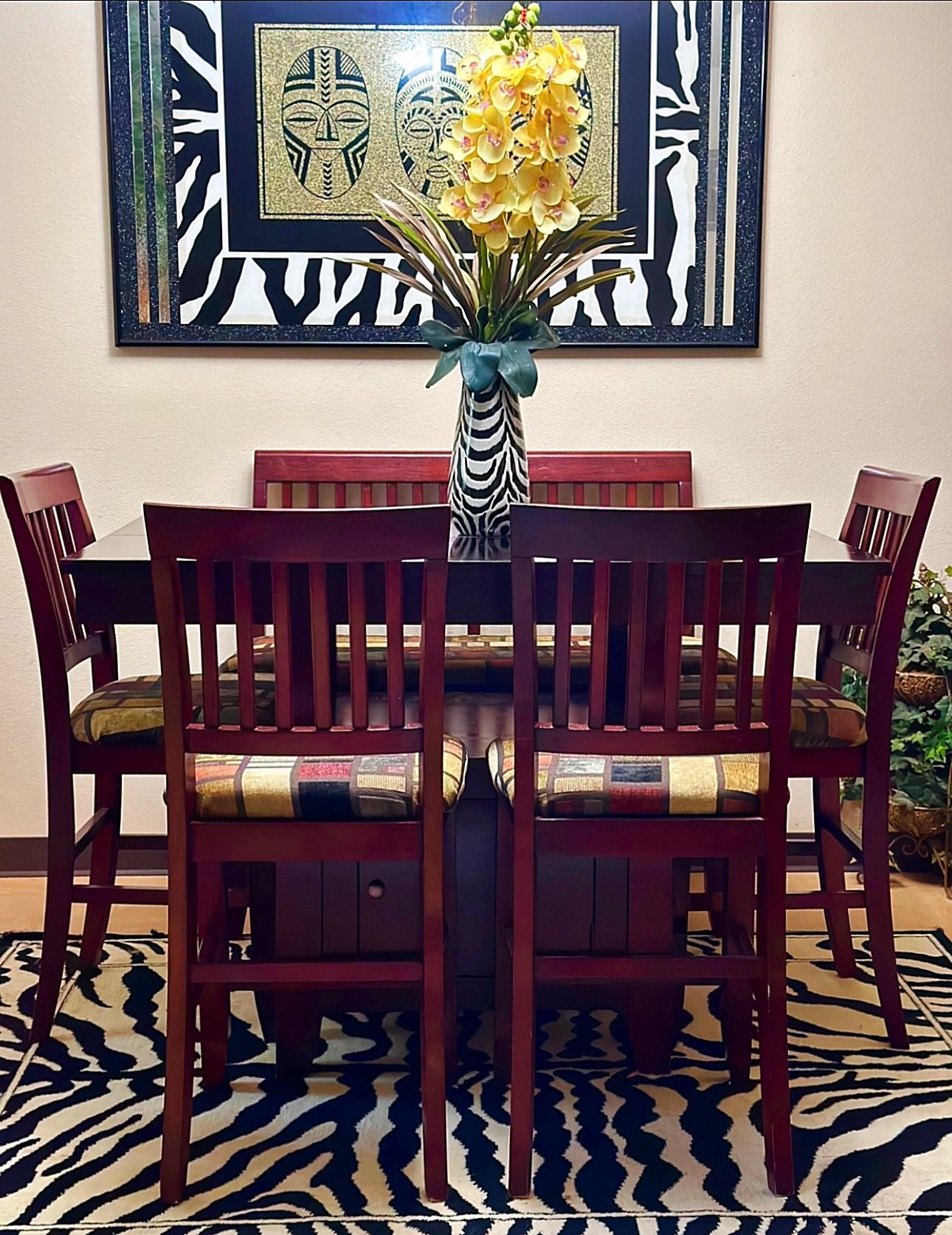 Large Bistro Table And Chairs Set for Sale in Lacey, WA OfferUp