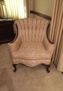 Chair its very nice and heavy and custom made like new