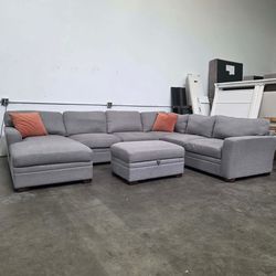 ‼️Liquidation Sale‼️ Thomasville Langdon Fabric Sectionaland Storage Ottoman (Free Delivery)