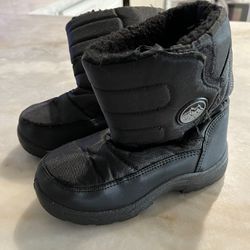 Boys Snow Boots Size 13