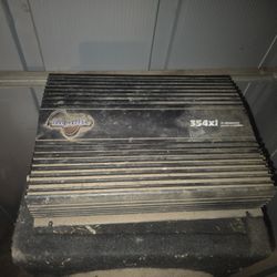 Kicker Impulse 354xi 4-channel power amplifier. 