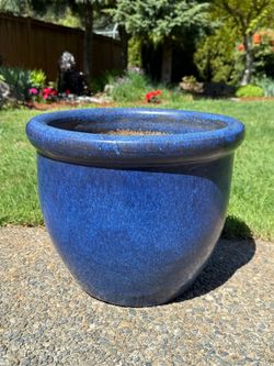 Blue ceramic garden 🪴 planter 12.5"h x 15"w