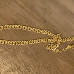 Not Gold Chain Cuban Link Marked 18K 72gr