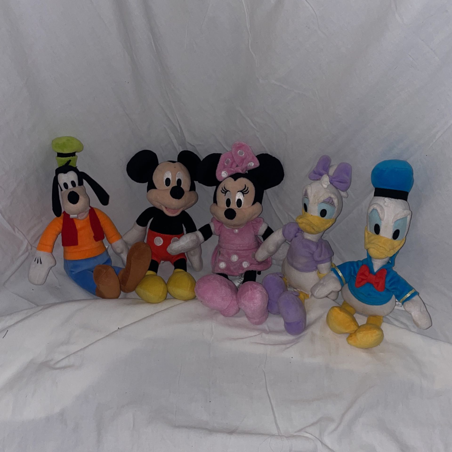 Mickey And Friends Plushy 