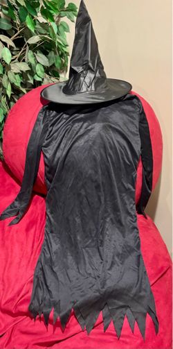 Kids witch Halloween costume