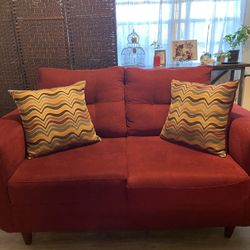 Sofa, Love Seat and 4 Reversible Pillows