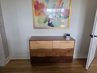 6 - Drawer 47.2"w Contrasting Colors Solid Wood Dresser