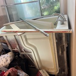 Presidential 30” Walk In Spa Tub Jets Lights Never Used Like New 