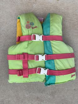 Youth Life Vest/ Jacket (Stearns, Barbie Edition)