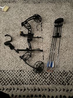 Bear Cruzer g4 compound bow