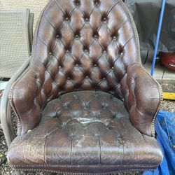 Leather Chair With Wheels