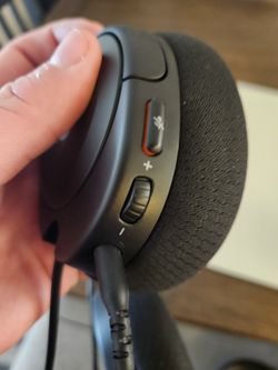 SteelSeries Arctis Nova 1