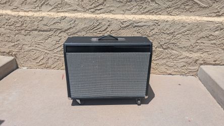 Fender Twin Reverb CABINET unloaded