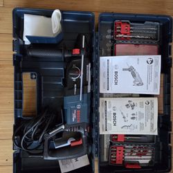 Bosch Bulldog Xtreme RH328VC Rotary Hammer + Extras - Like New
