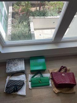Authentic Lot 3 bags Dior,  Bottega Veneta, Gucci